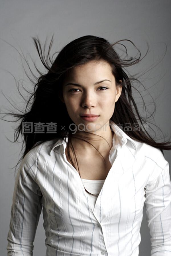 烟灰缸密语